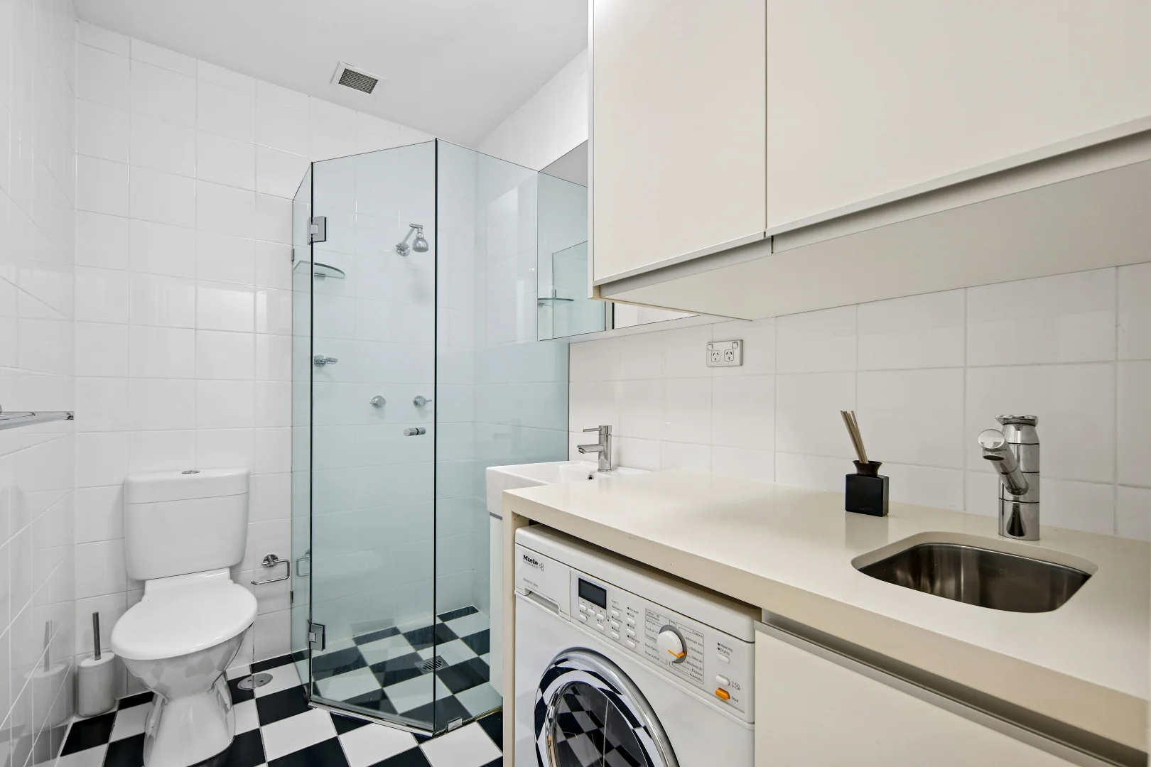 6/70 Wigram Road, Glebe NSW 2037 photo 3
