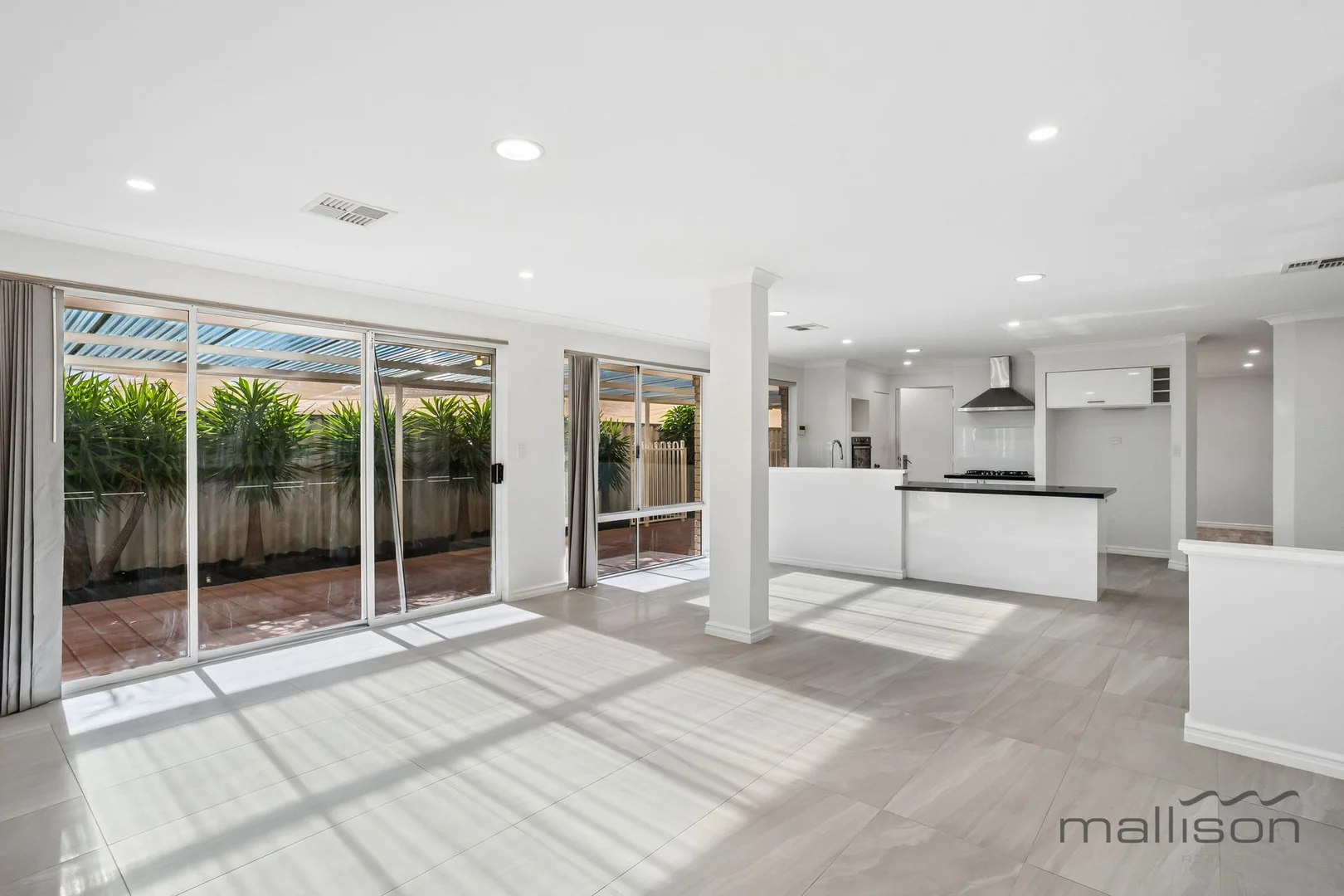 Additional image 11 of 7 Karlak Close, Leda WA 6170