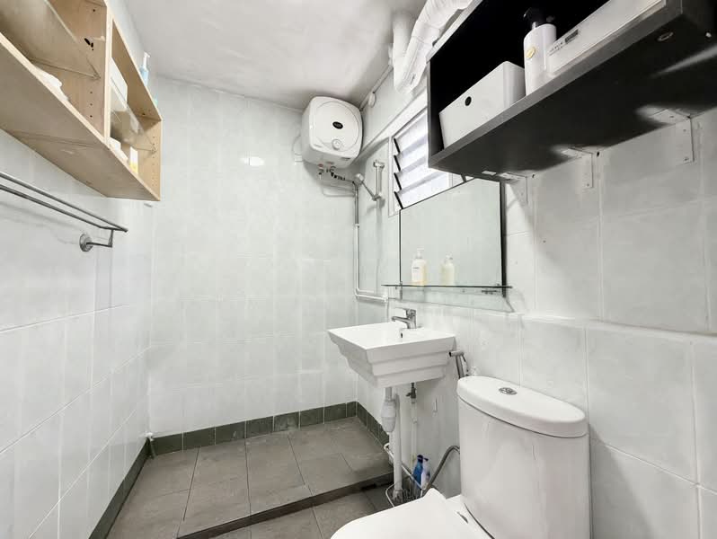 643 Yishun Street 61 photo 4