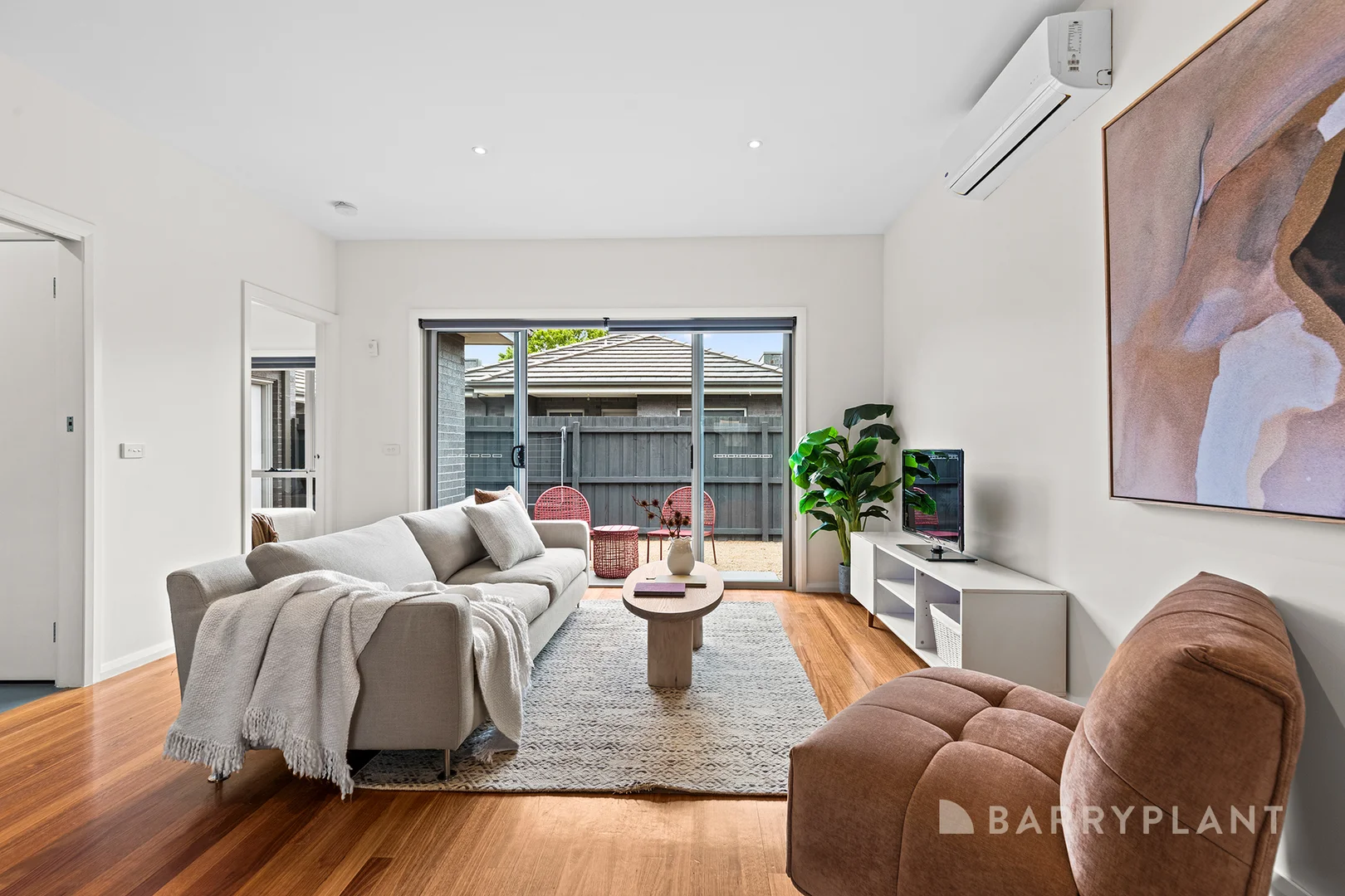 Additional image 2 of 2/4 Hilda Street, Glenroy VIC 3046