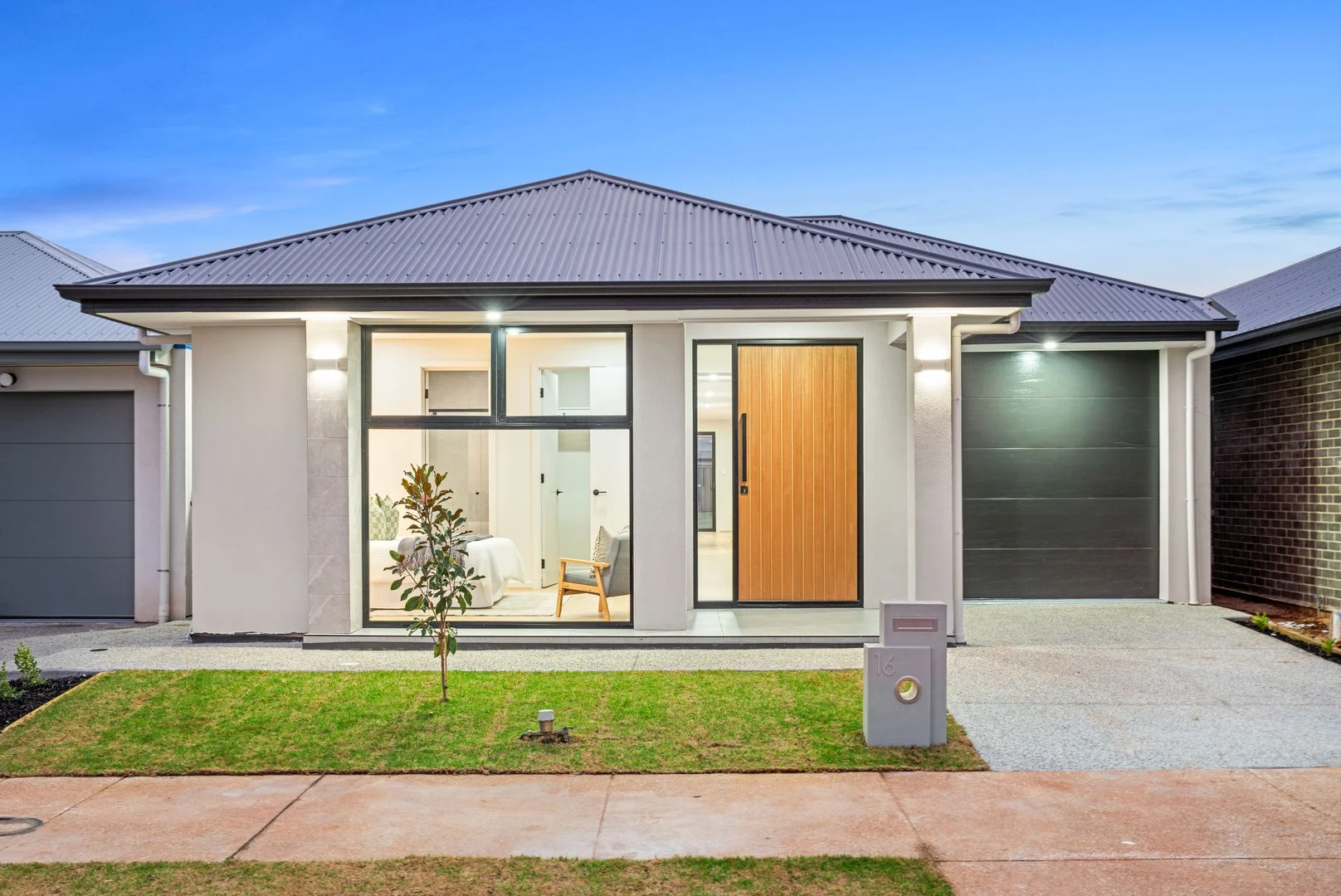16 Marino Street, Andrews Farm SA 5114