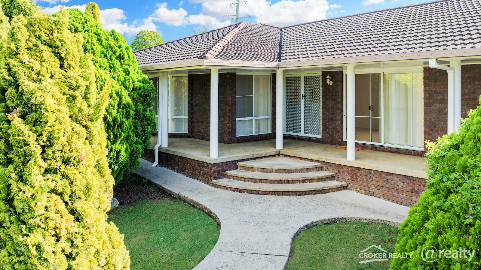 40 Macpherson Street, Woodenbong NSW 2476