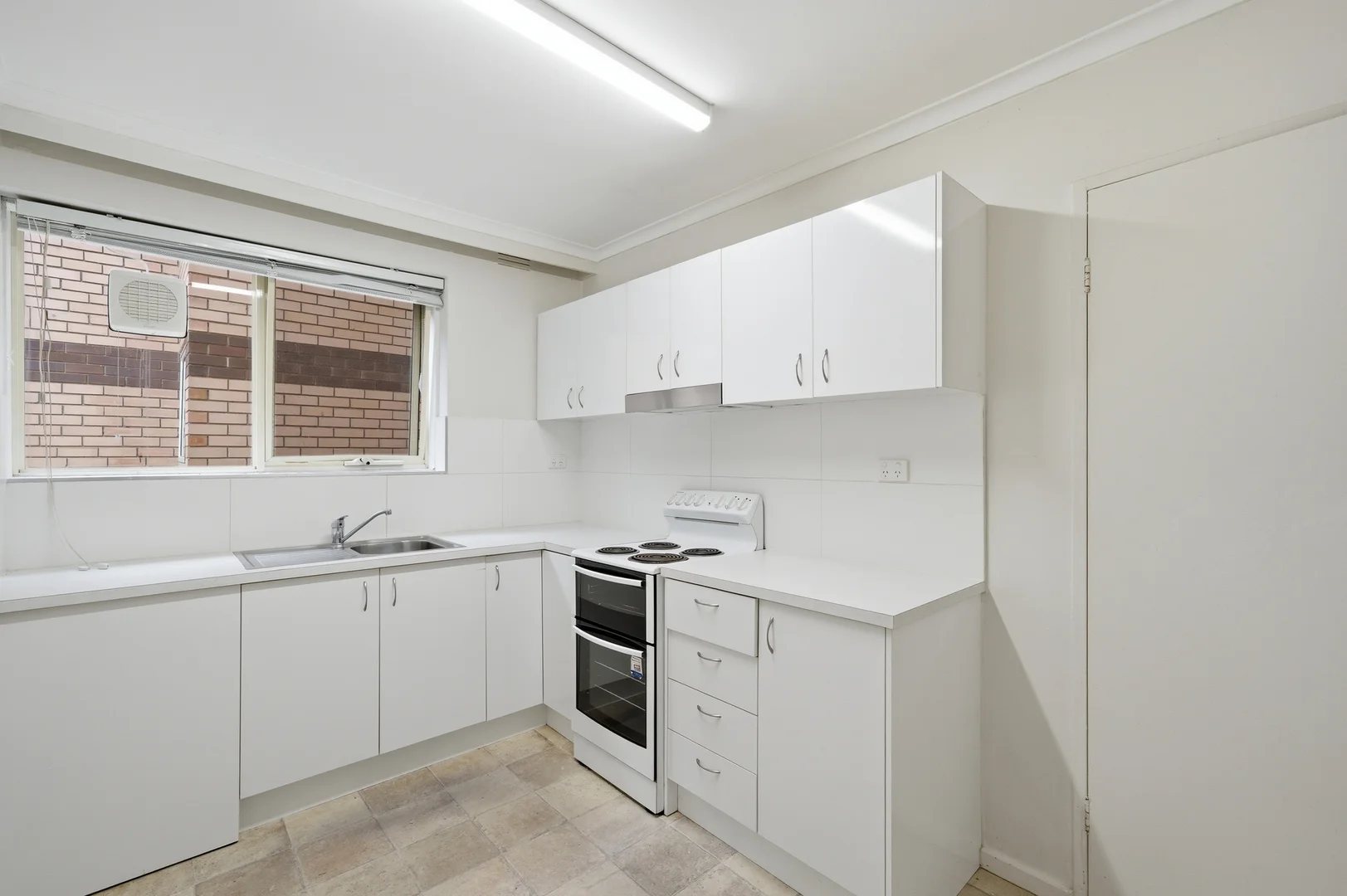 Additional image 16 of 1-8/226 Jasper Road, McKinnon VIC 3204