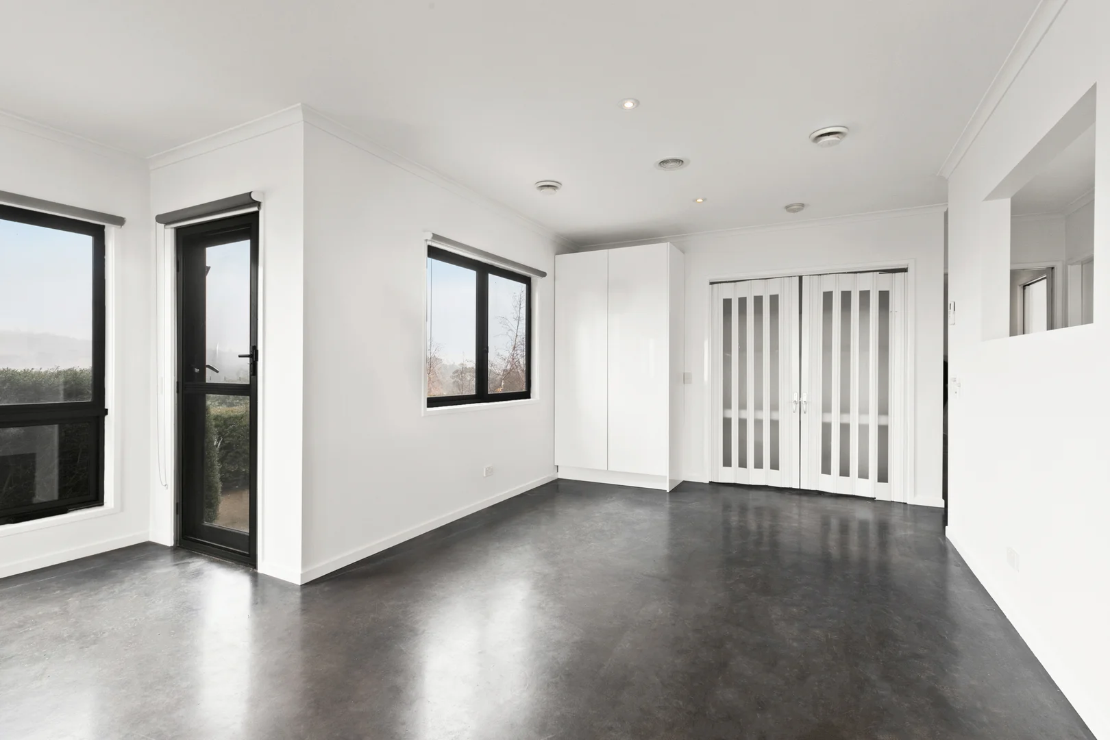 Additional image 4 of 51 Eucumbene Road, Hill Top NSW 2628