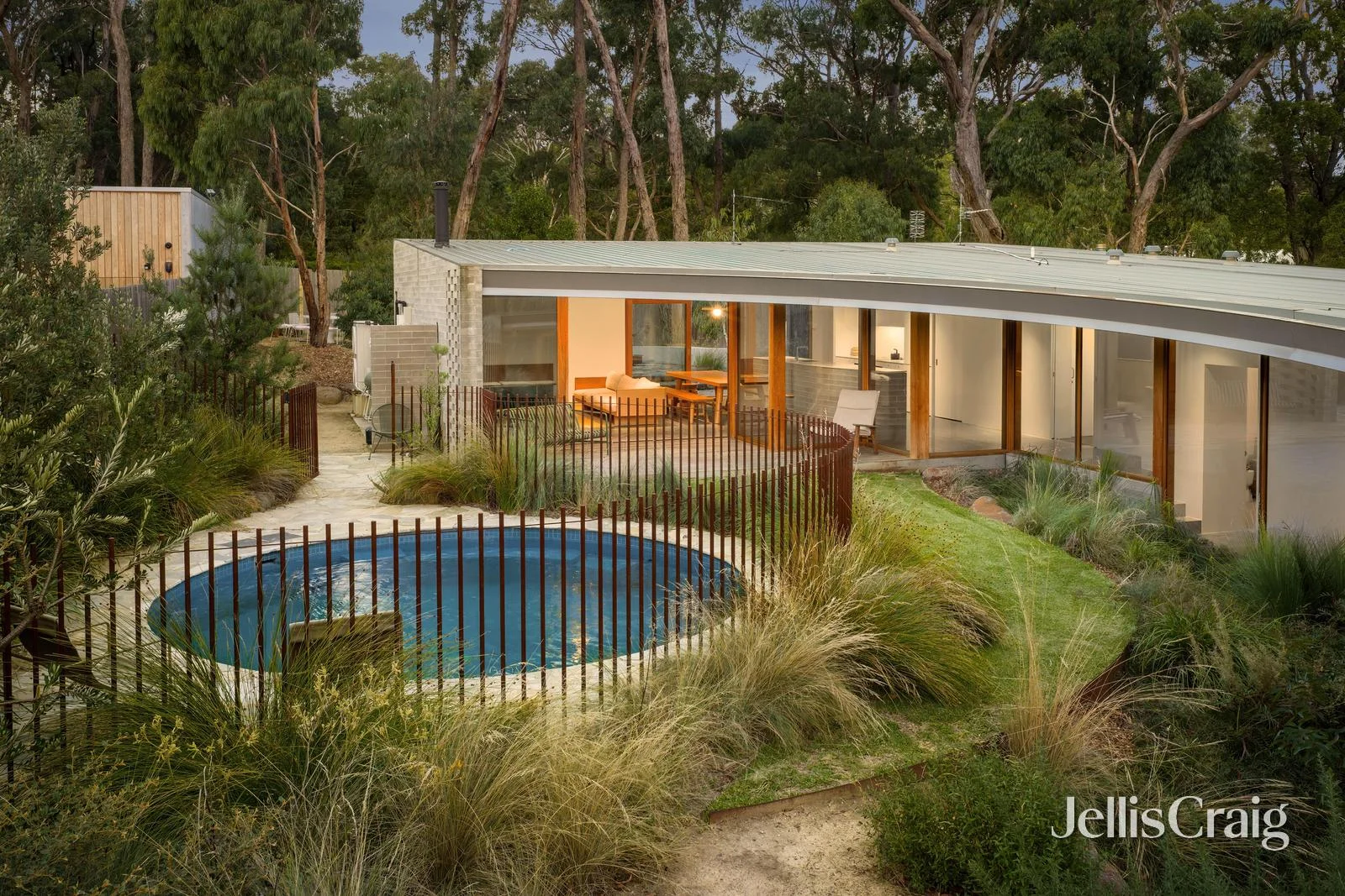 Additional image 33 of 5 Palentino Place, Brown Hill VIC 3350