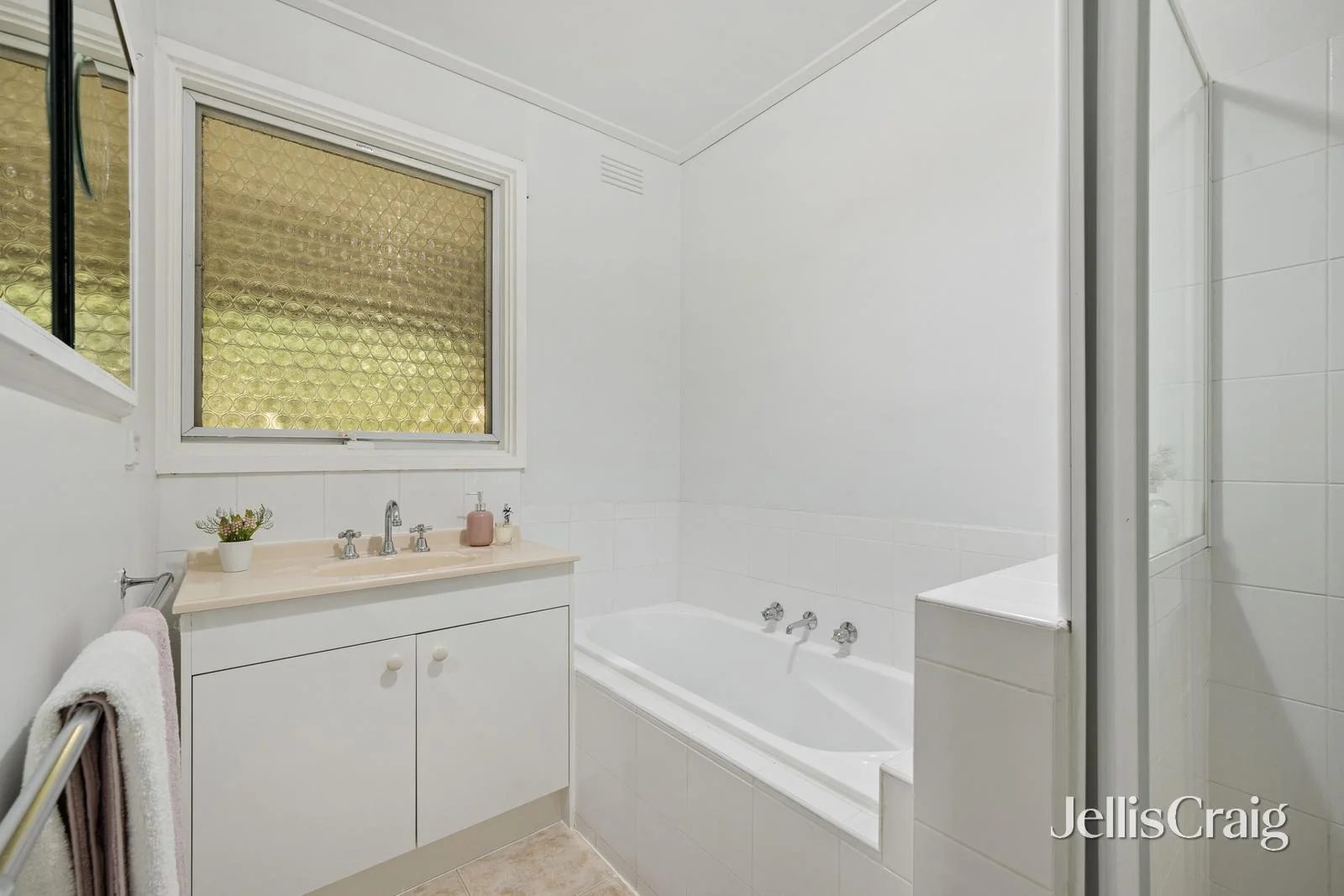 Additional image 8 of 17 Durham Road, Kilsyth VIC 3137