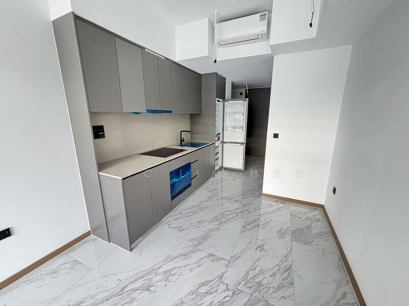 173 Chin Swee Road photo 2