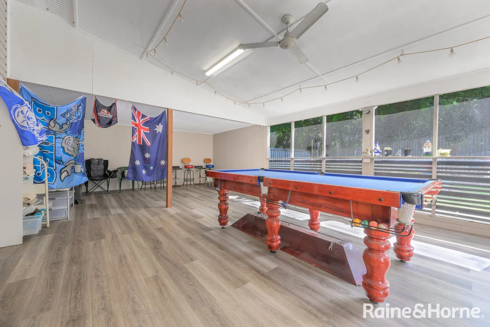 18 John Dory Drive, Toolooa QLD 4680