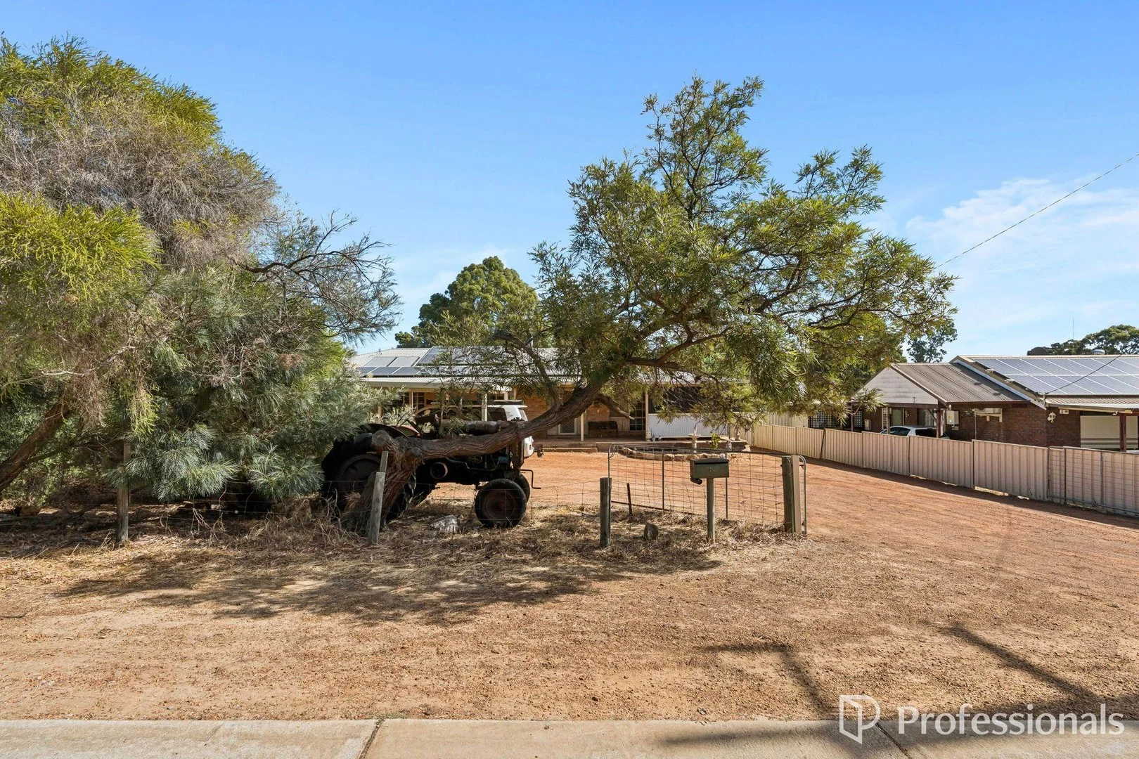 79 Park Road, Byford WA 6122 photo 2