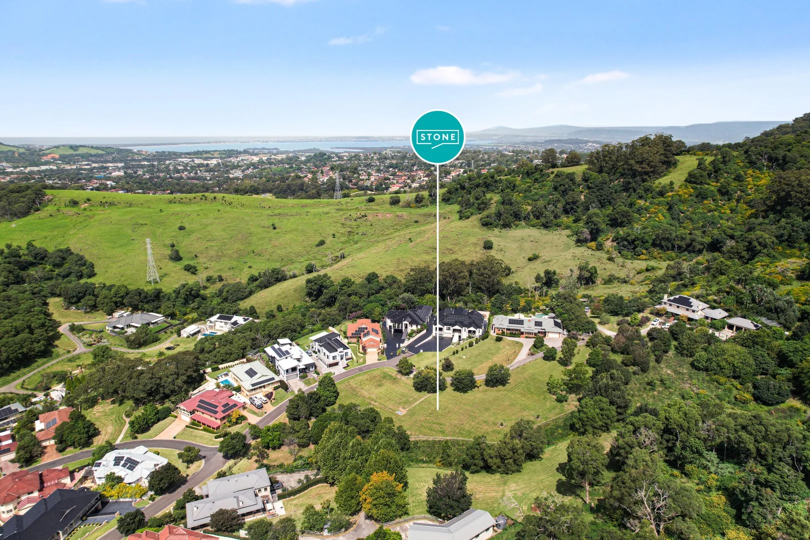 2 Southspur, Cordeaux Heights NSW 2526