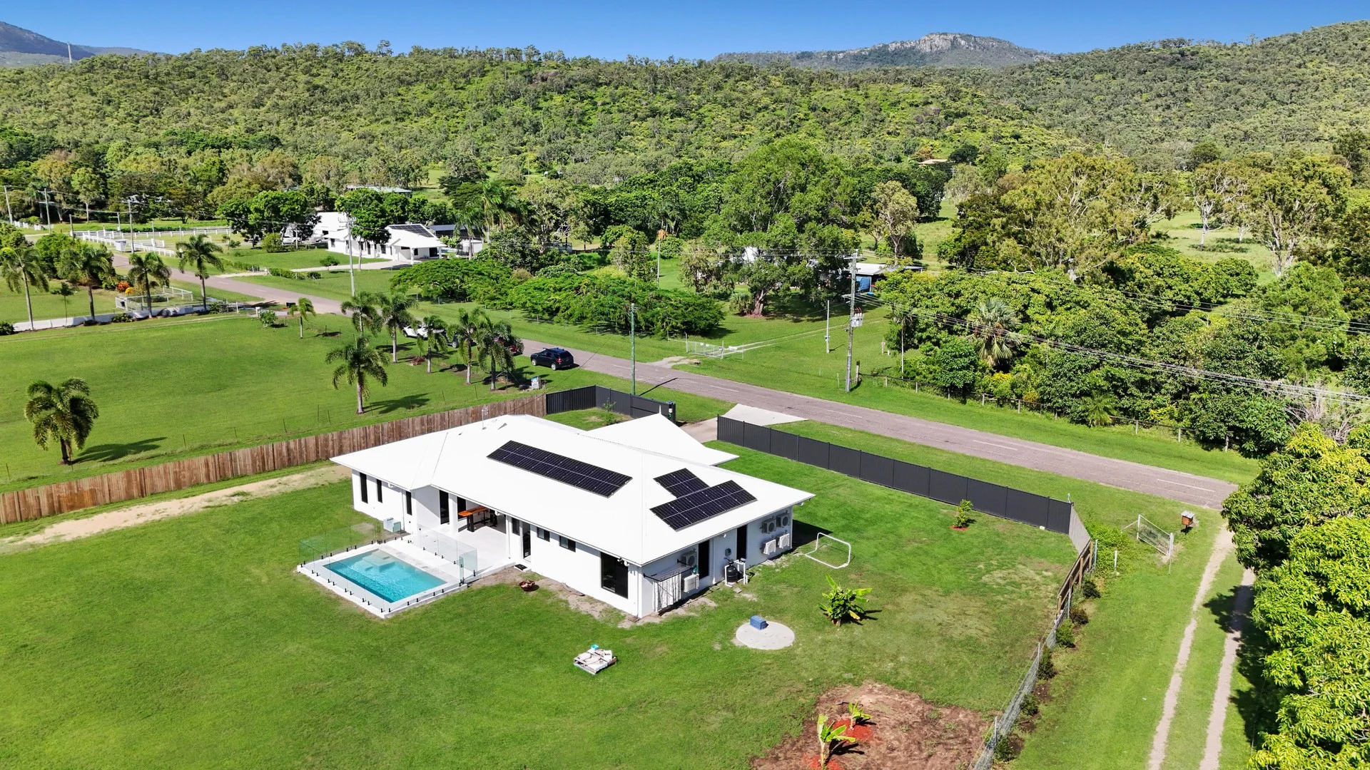 41B Alligator Creek Road, Alligator Creek QLD 4816