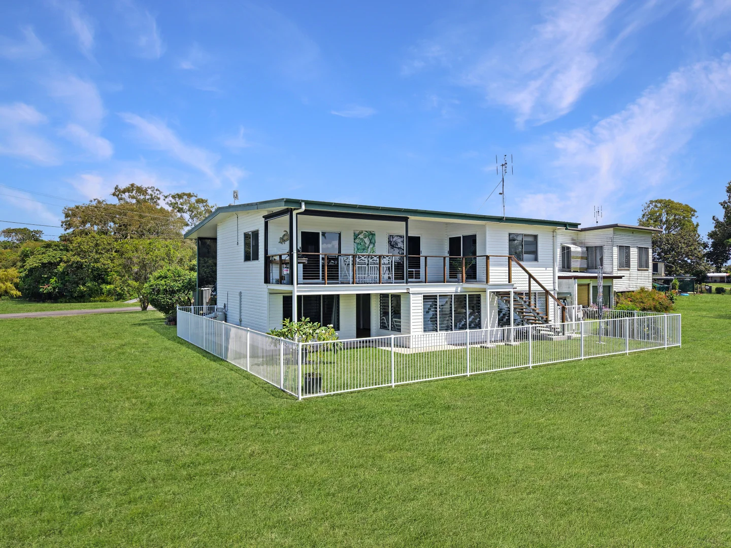 Additional image 2 of 74 John Dory Street, Taylors Beach QLD 4850