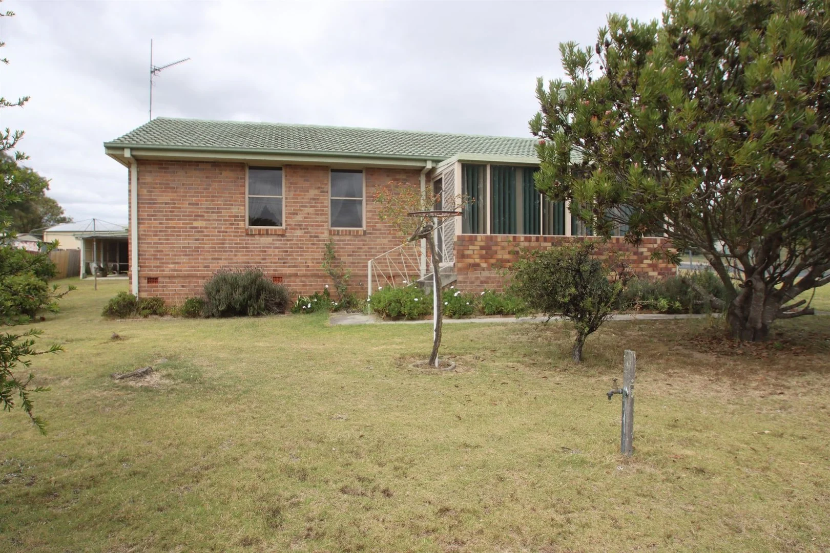 12 Kiely Street, Tenterfield NSW 2372