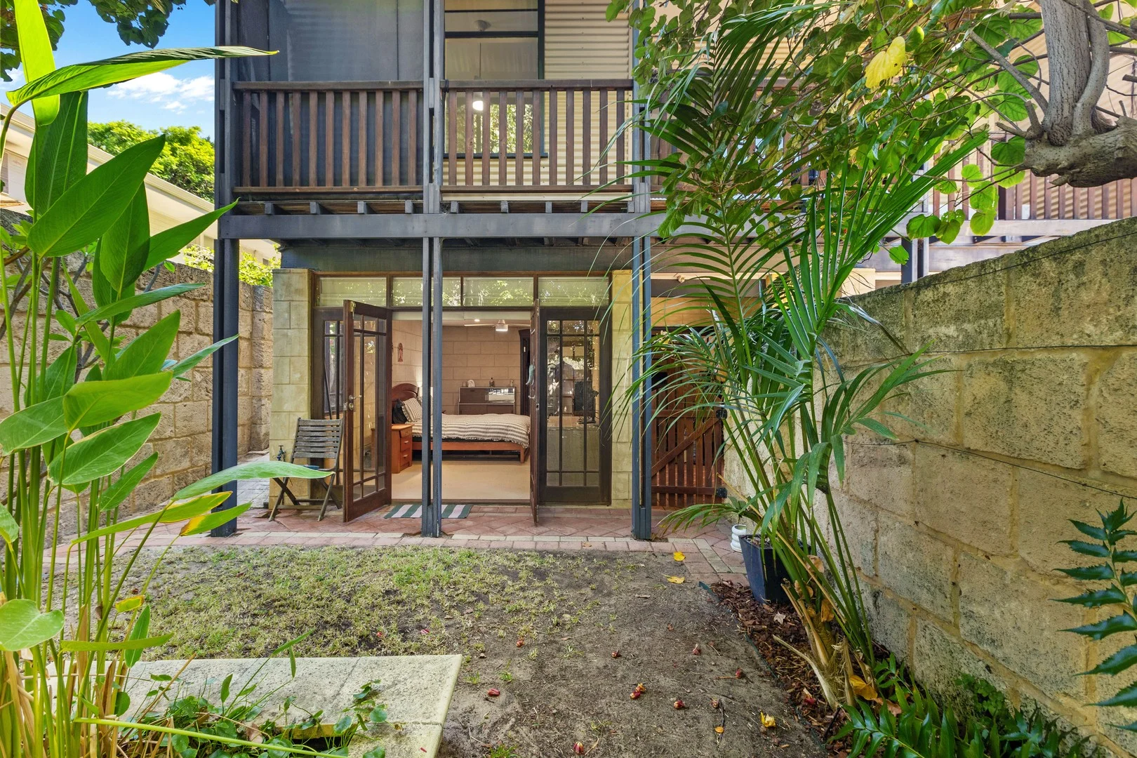 106 Kitchener Street, Trigg WA 6029