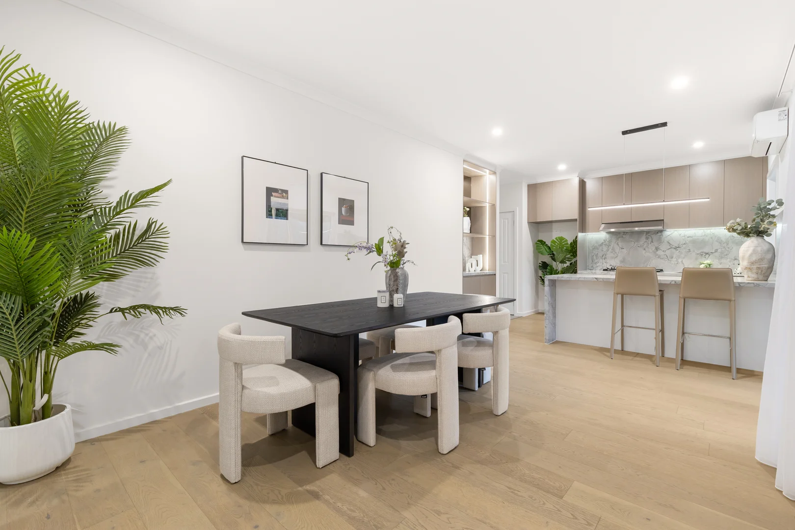 Additional image 3 of 2/5 Outhwaite Avenue, Doncaster VIC 3108