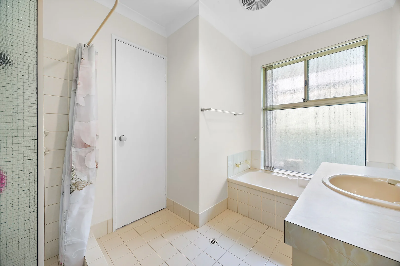 Additional image 12 of 43 River Bank Drive, Gosnells WA 6110
