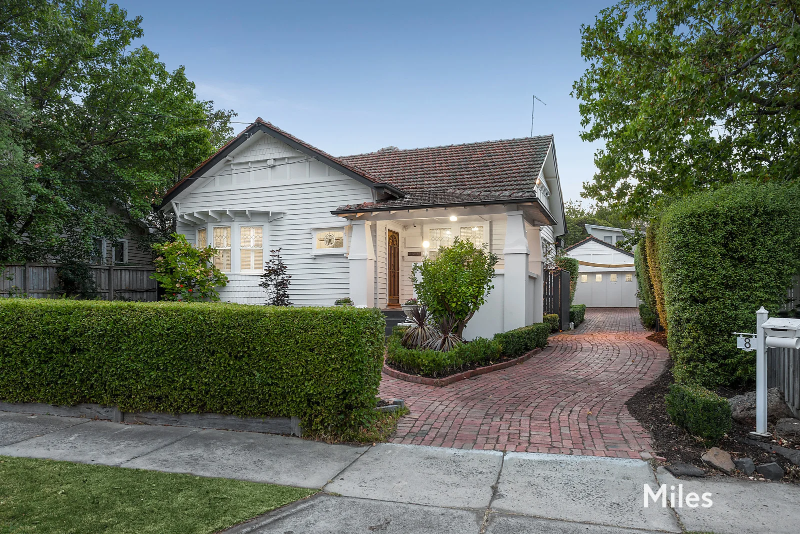 Additional image 12 of 8 Rosedale Grove, Ivanhoe VIC 3079