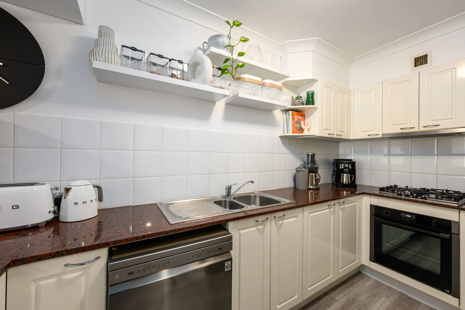 Additional image 2 of 208/1-9 Pyrmont Bridge Road, Pyrmont NSW 2009