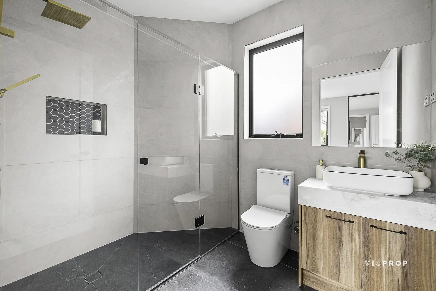 Additional image 12 of 3/93 Finlayson Street, Rosanna VIC 3084