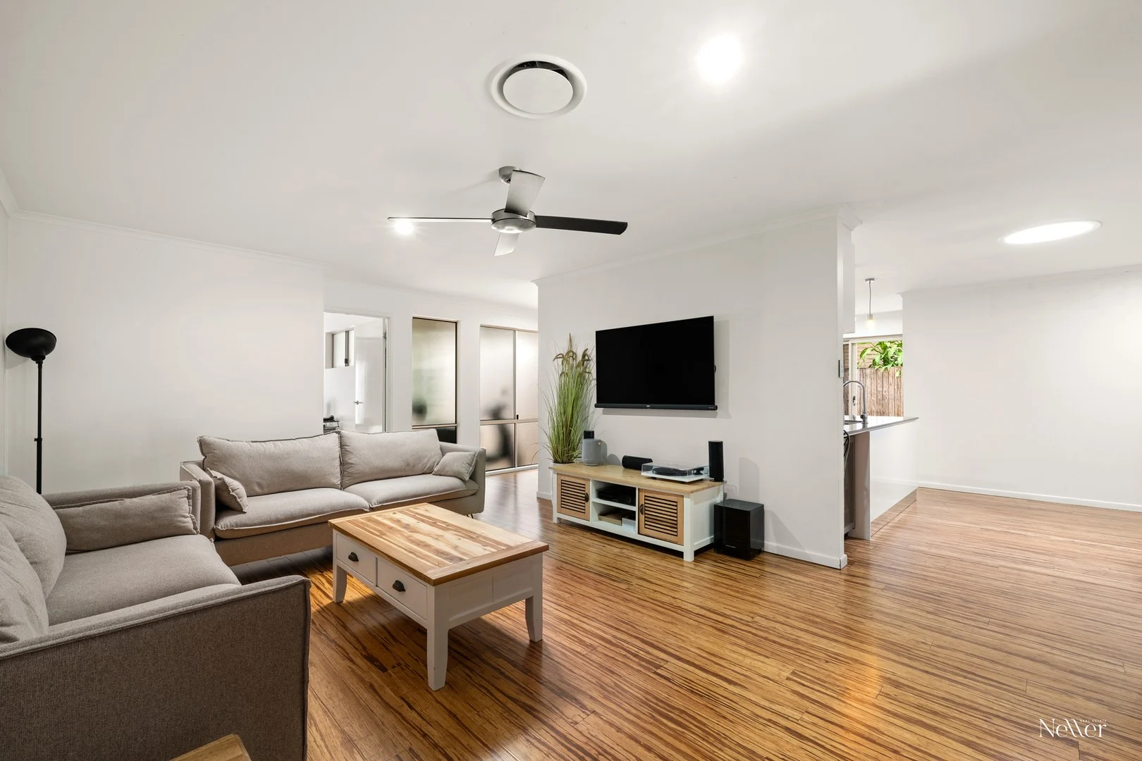 5/2 Swan Street, Noosaville QLD 4566