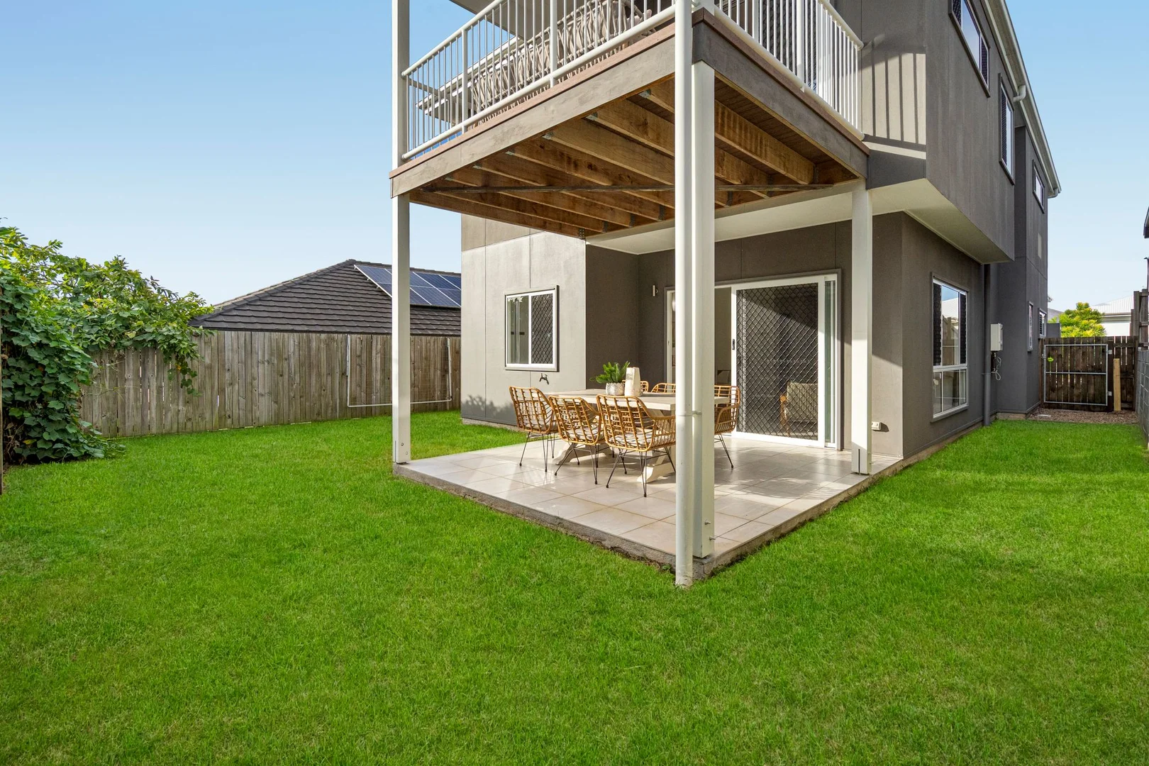 Additional image 7 of 15 Santiago Crescent, Spring Mountain QLD 4300