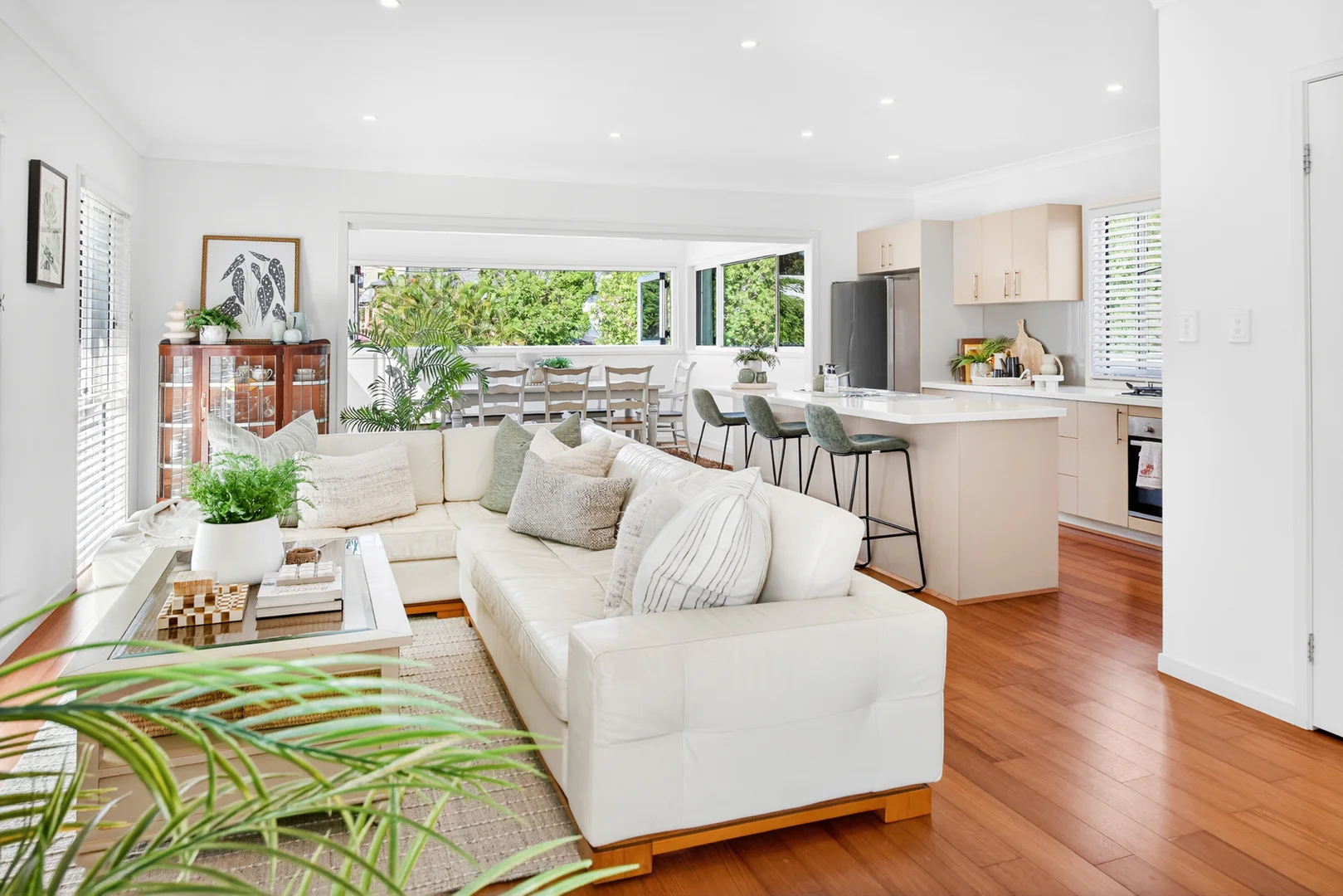 Additional image 35 of 1/18 Twelfth Avenue, Palm Beach QLD 4221