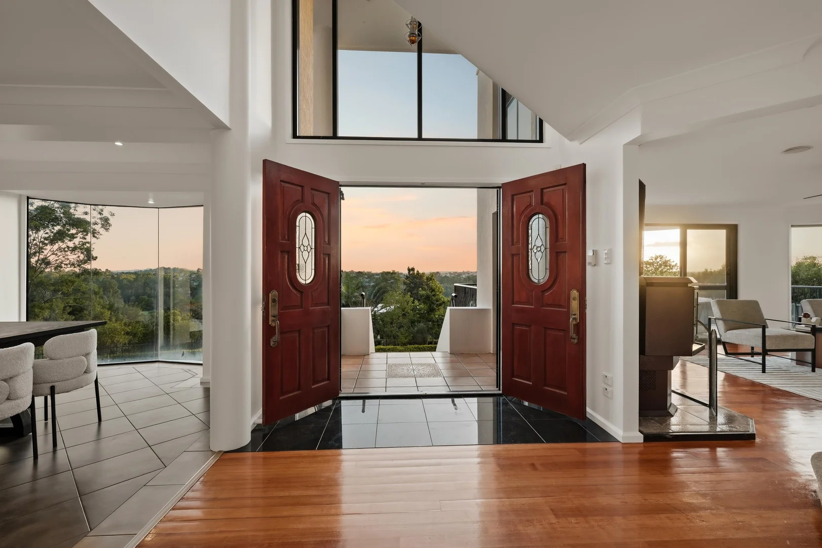 Additional image 3 of 39 Hannah St, Mount Ommaney QLD 4074
