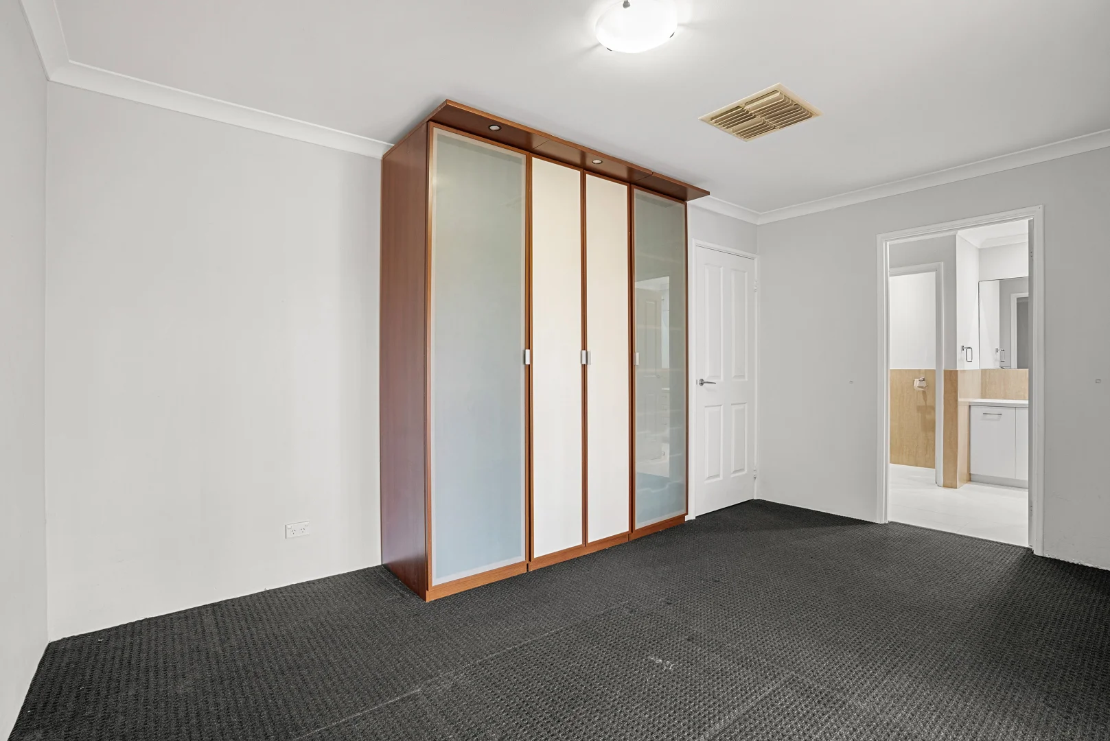 Additional image 12 of 16 Brignell Gardens, Parmelia WA 6167