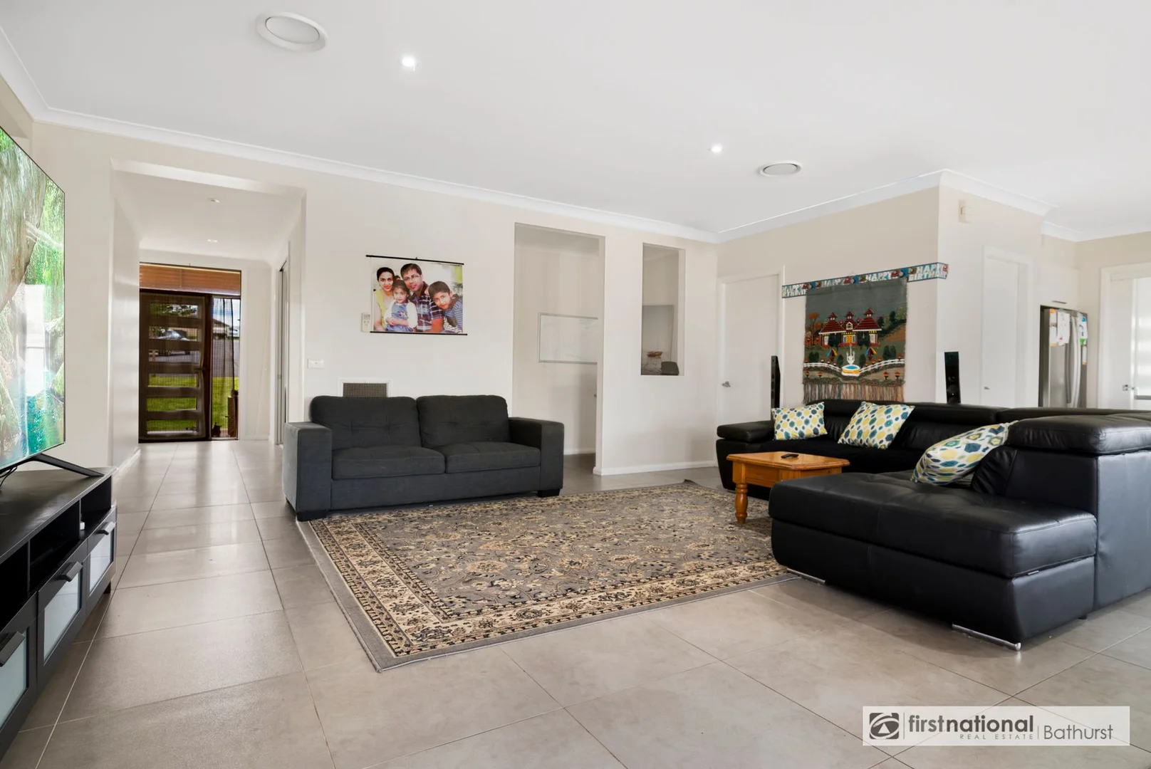 7 Billabong Close, Kelso NSW 2795 photo 3