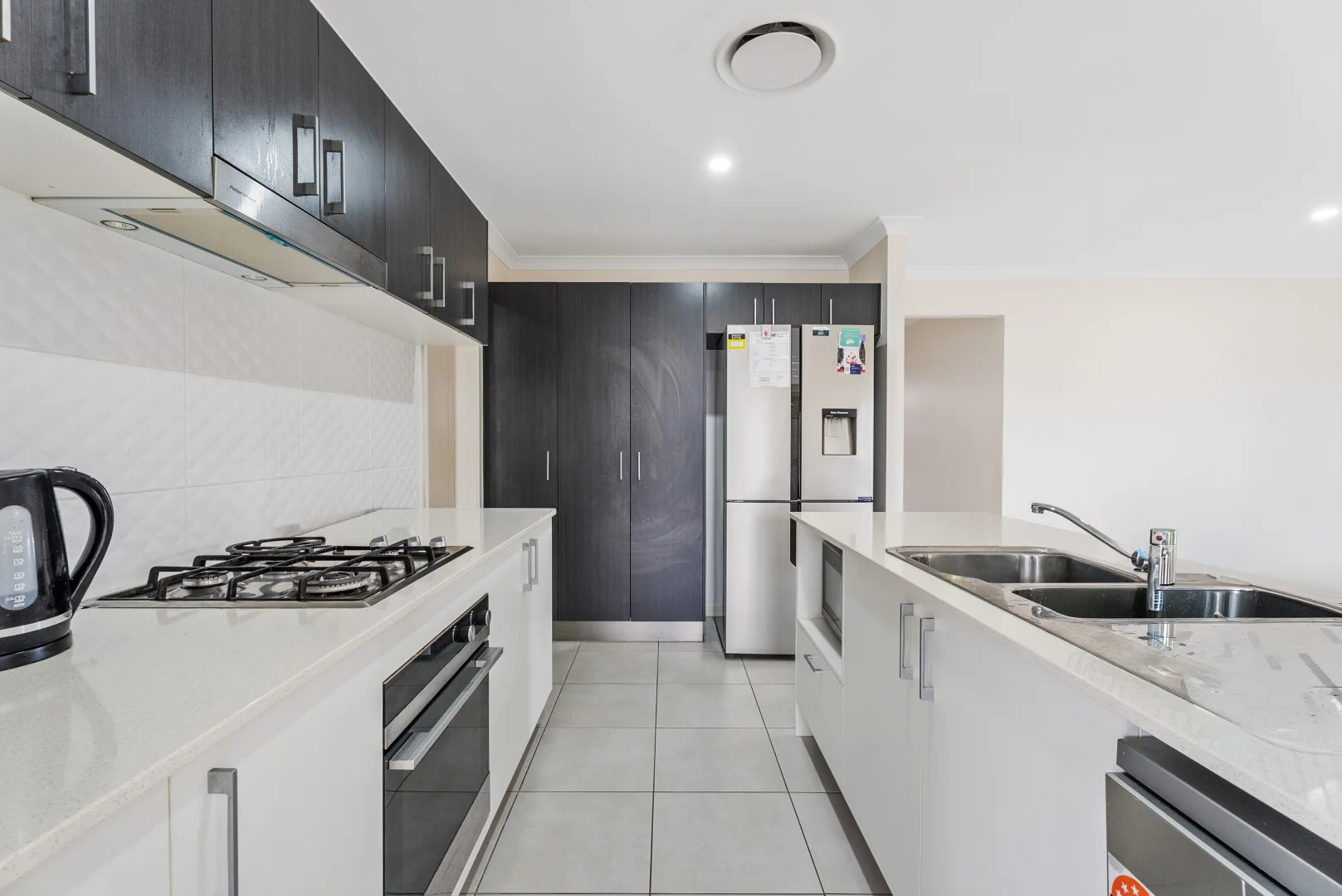 Additional image 3 of 15 Samphire Street, Eli Waters QLD 4655
