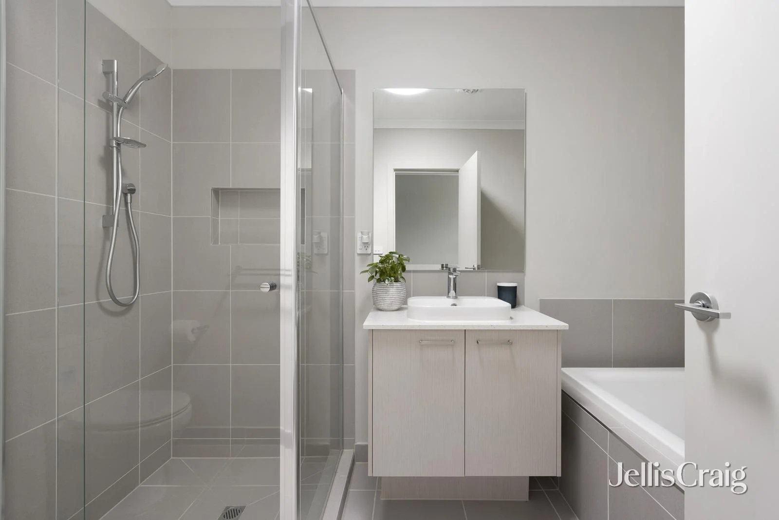 Additional image 7 of 36 Nottingham Crescent, Thomastown VIC 3074