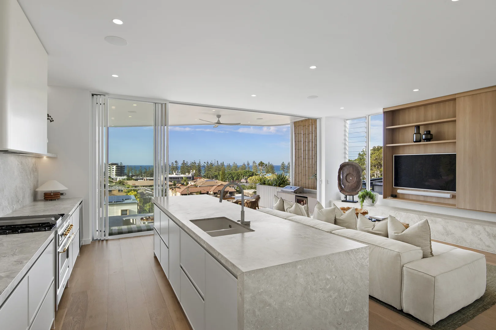 Additional image 6 of 11 Hill Avenue, Burleigh Heads QLD 4220