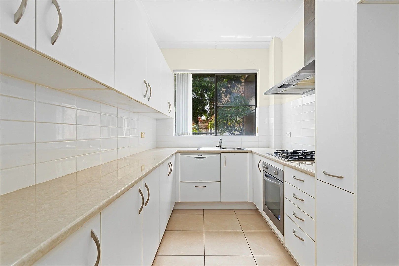 Additional image 3 of 1/138-140 Chuter avenue, Sans Souci NSW 2219