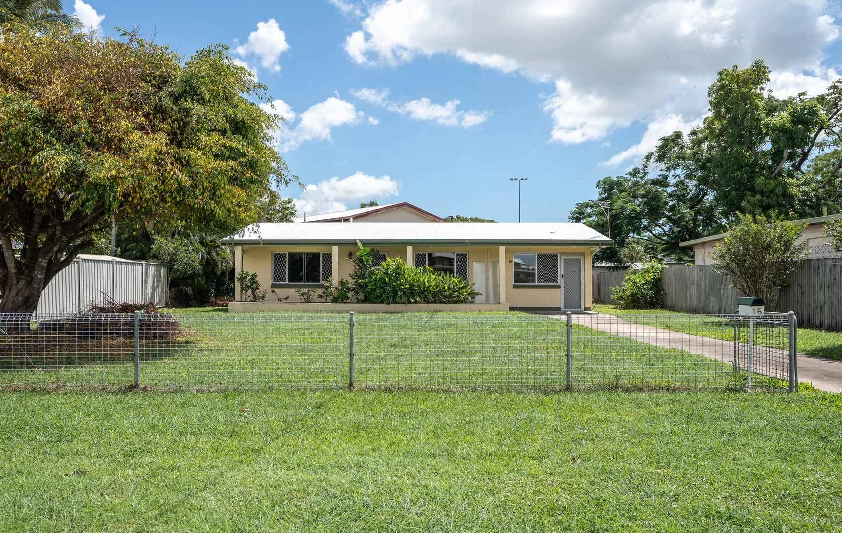 15 Mathiesen Street, Cranbrook QLD 4814