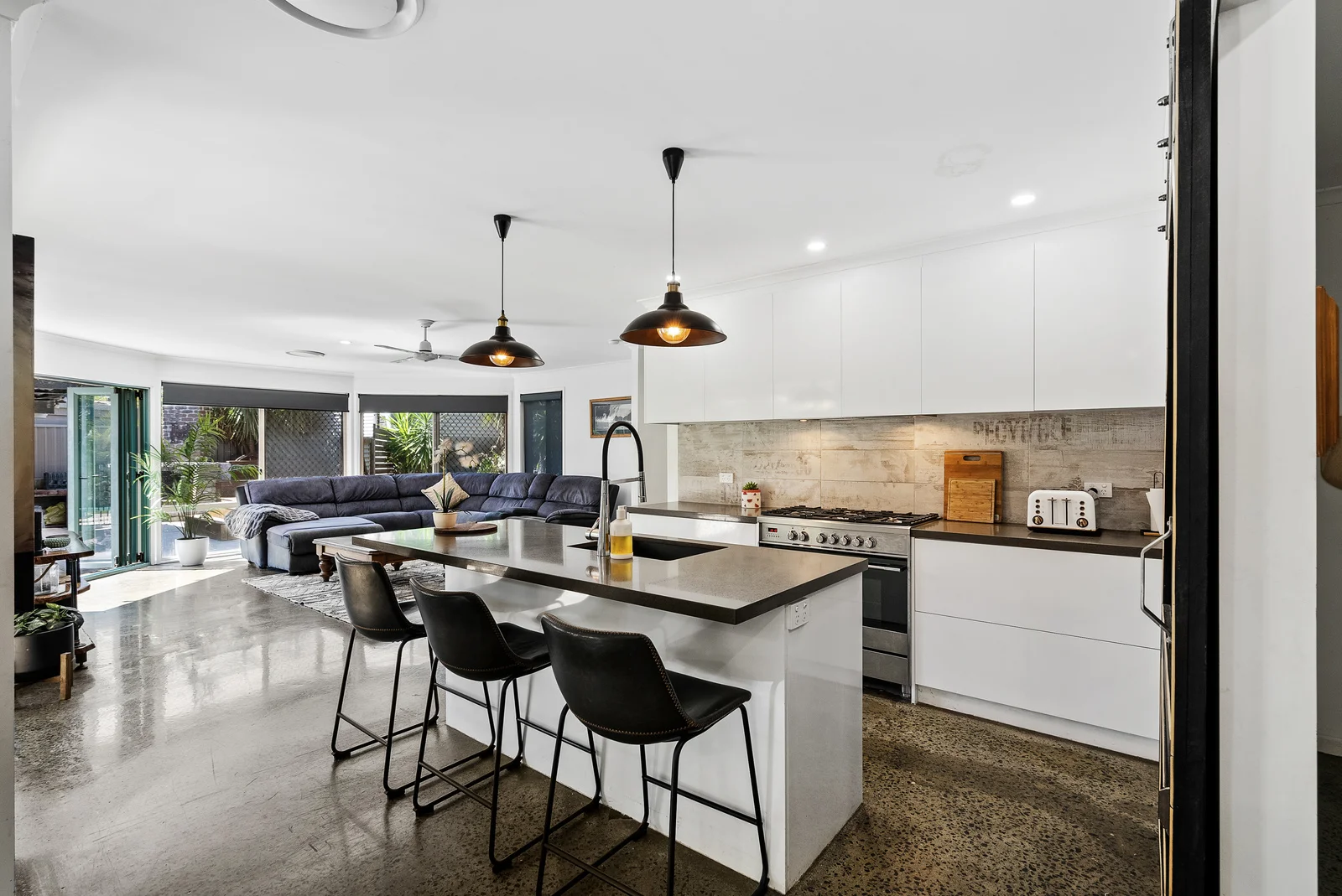 Additional image 6 of 113 Macquarie Avenue, Molendinar QLD 4214