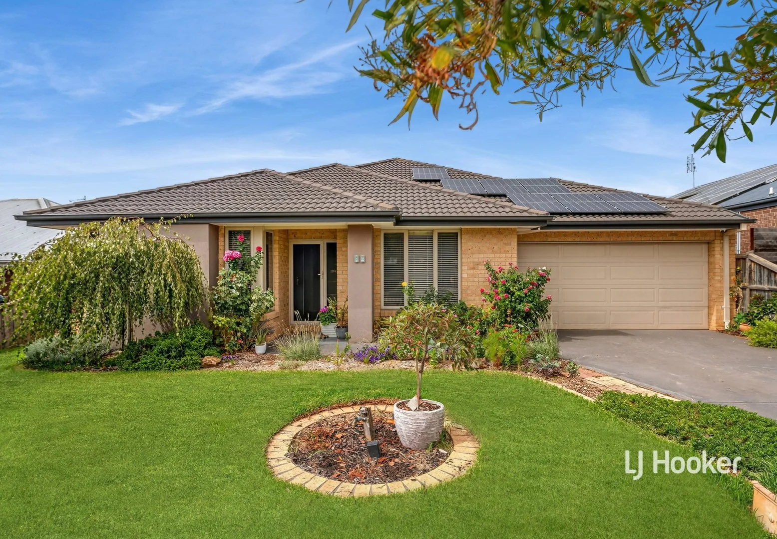 12 Grange Drive, Broadford VIC 3658
