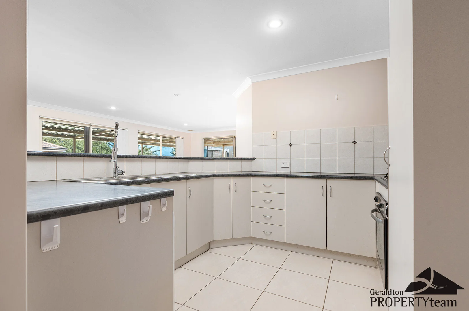 Additional image 9 of 19 Reef Boulevard, Drummond Cove WA 6532