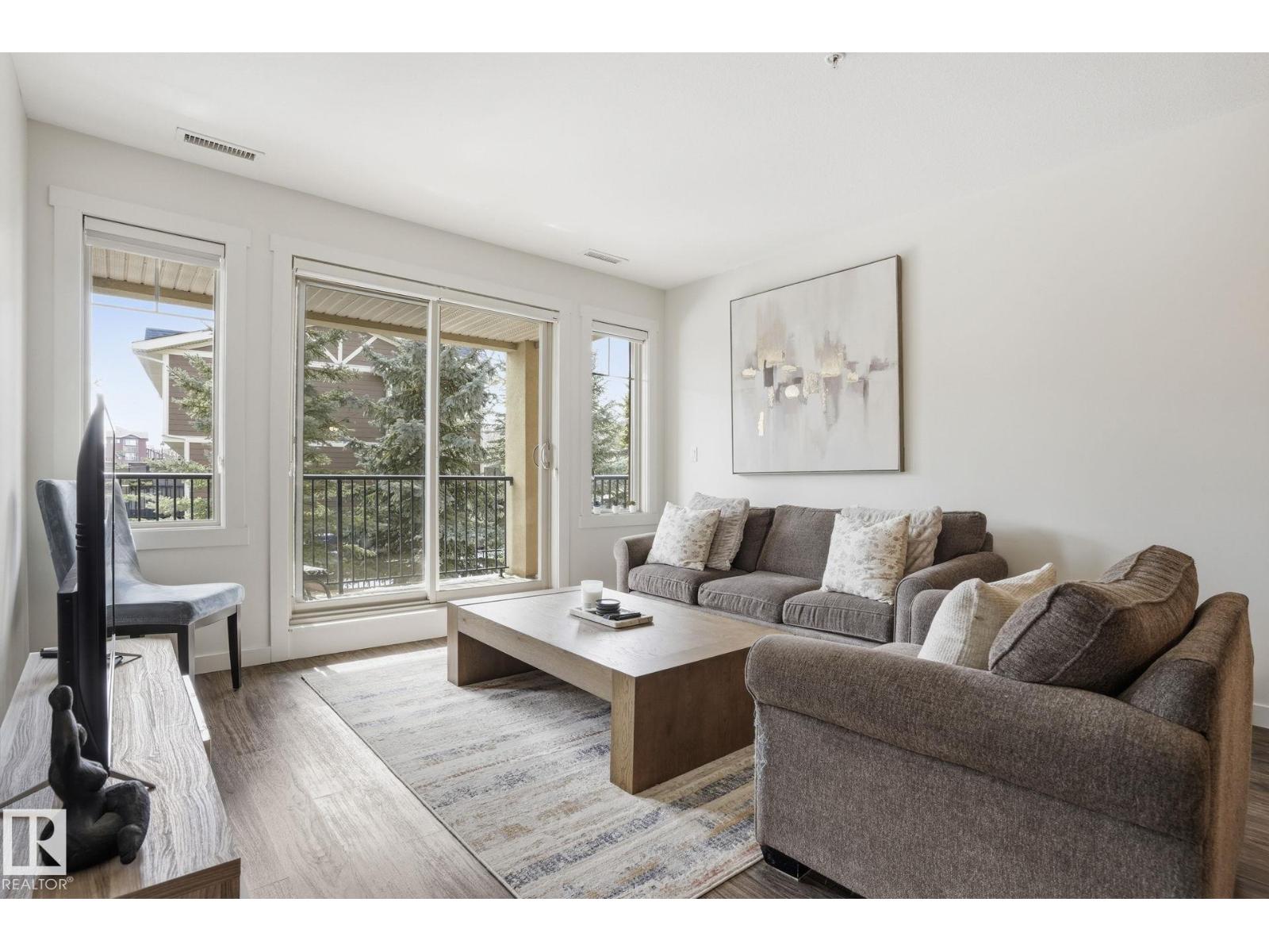 #212 501 PALISADES WY