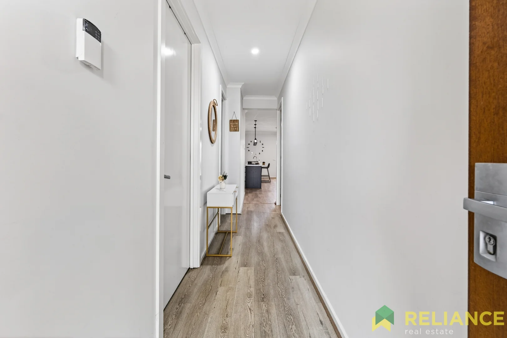 14 Samuel Road, Weir Views VIC 3338 photo 3