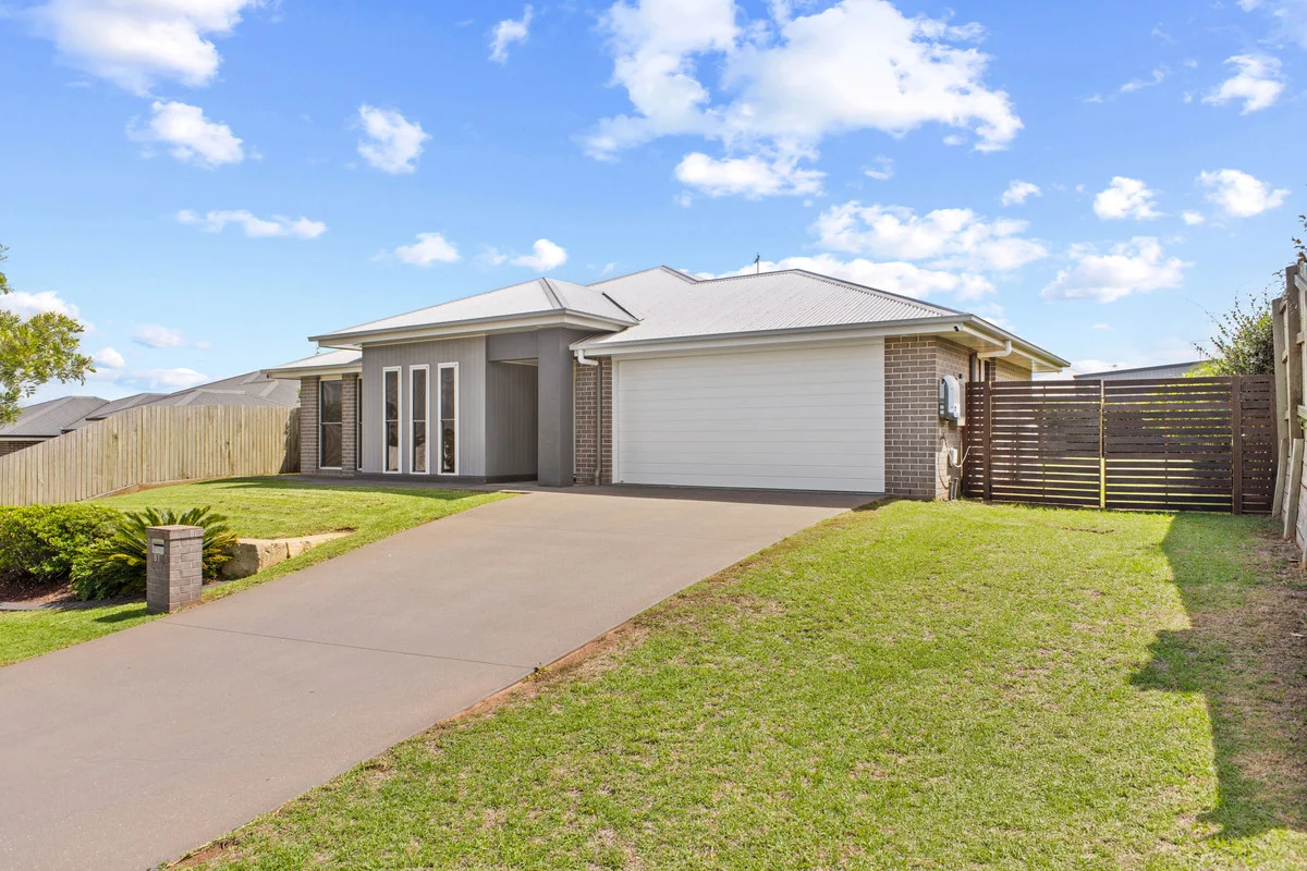 Additional image 2 of 81 Webcke Crescent, Kleinton QLD 4352