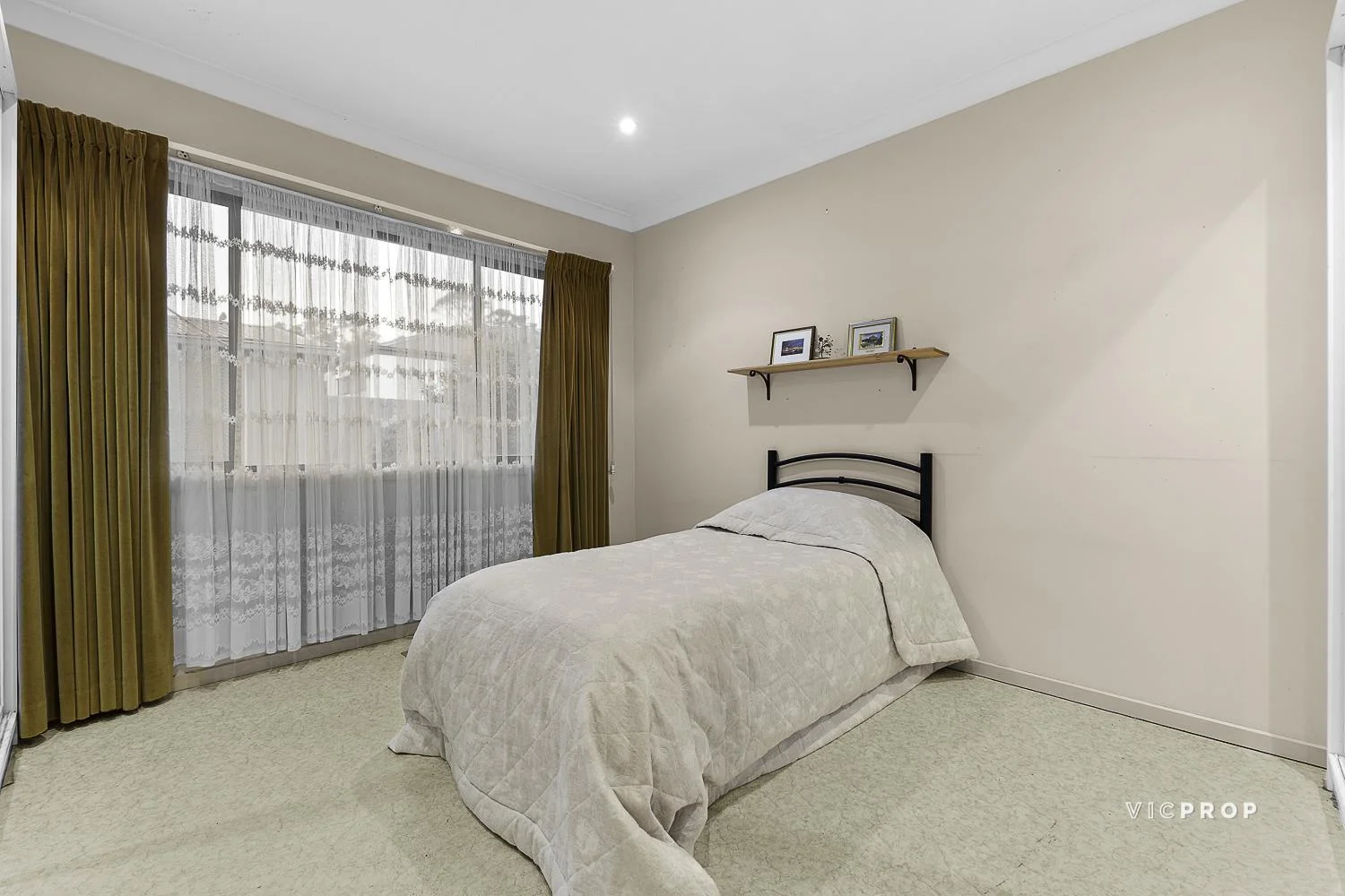 Additional image 8 of 12 Oaklands Avenue, Ferntree Gully VIC 3156