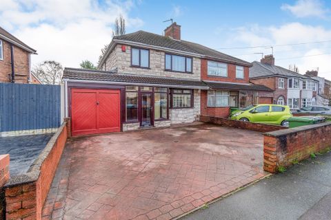 Newbolds Road, Wednesfield, Wolverhampton WV10