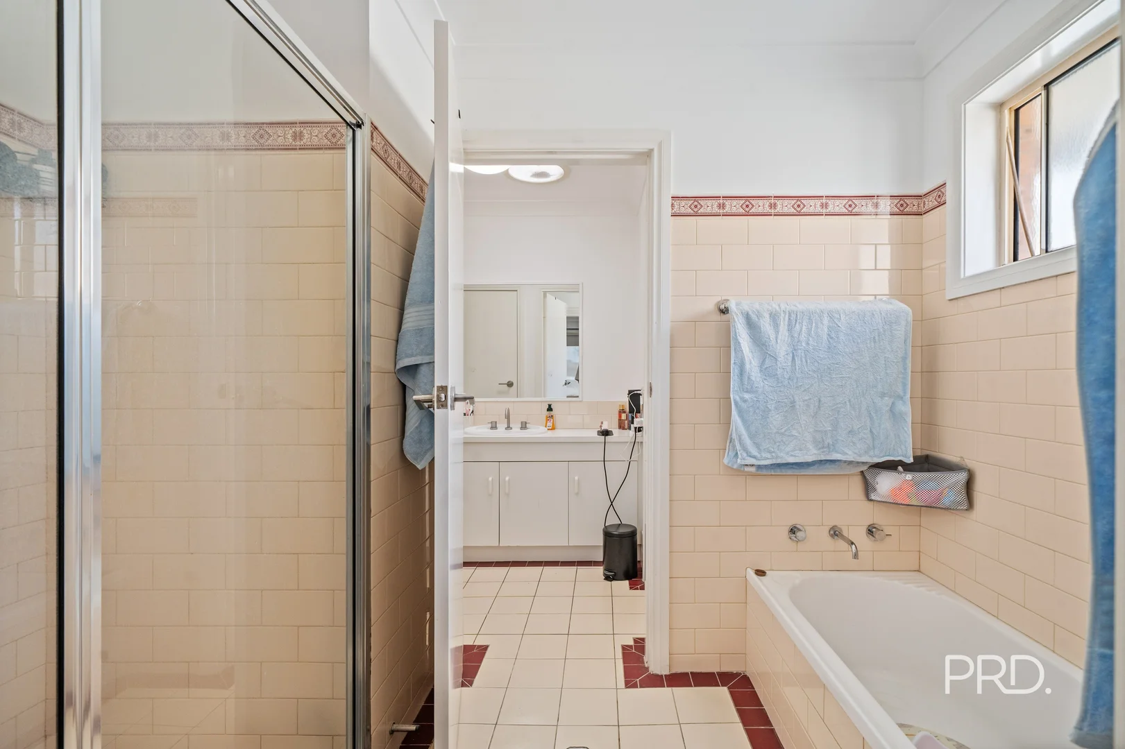 Additional image 9 of 28 Kimba Drive, Glenfield Park NSW 2650