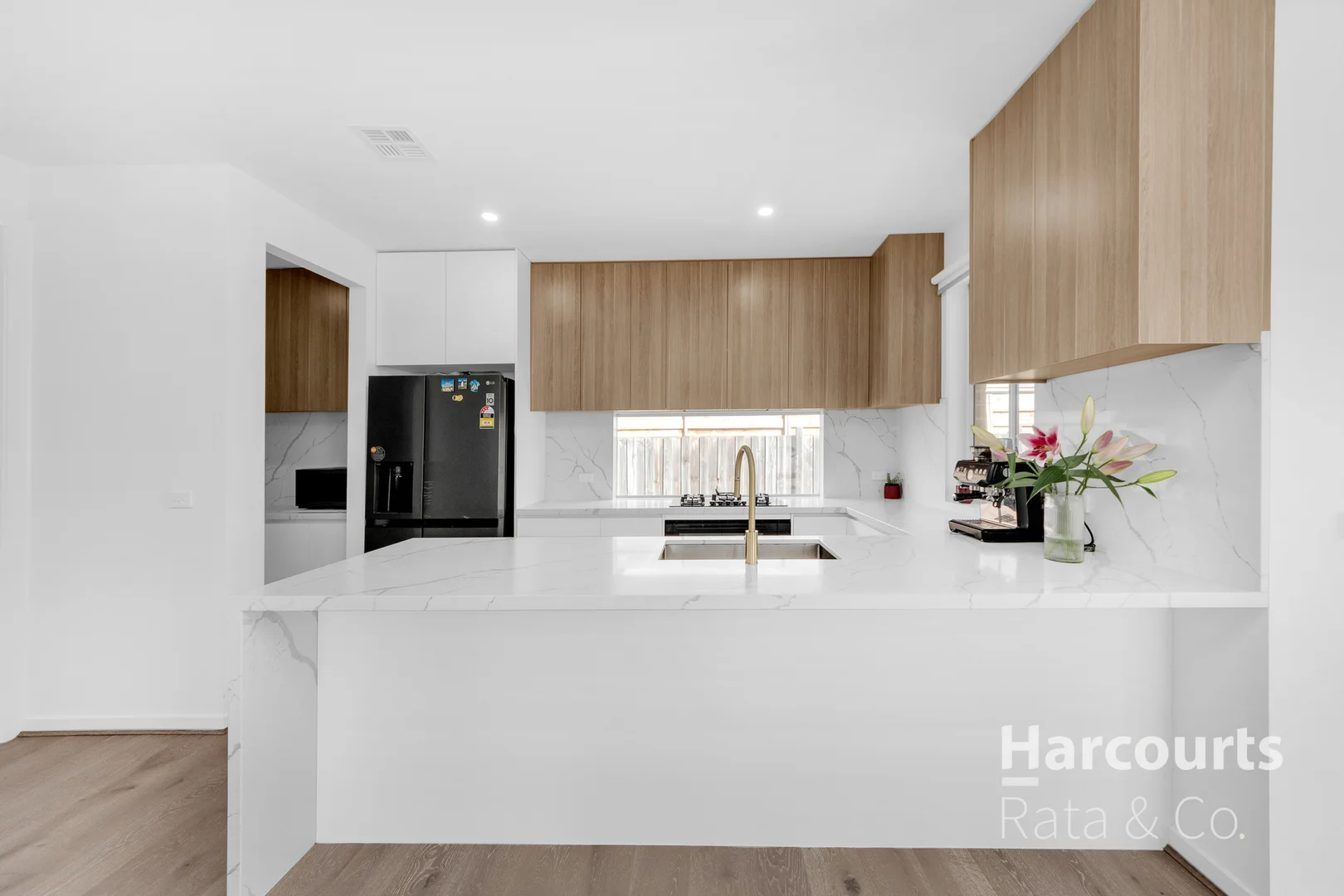 Additional image 2 of 10 Cowwarr Crescent, Wollert VIC 3750