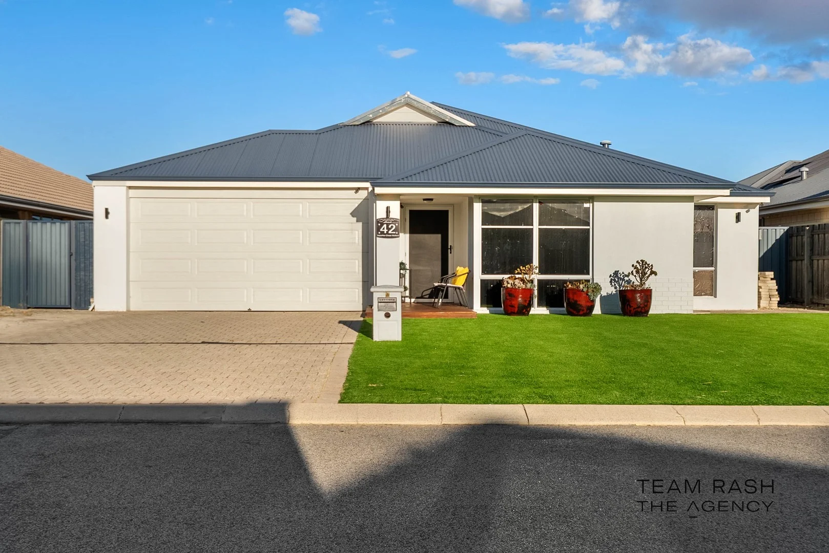 42 Sapphire Chase, Wellard WA 6170