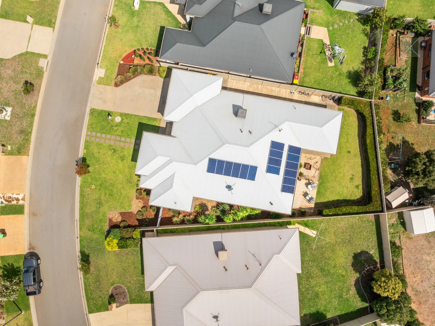 Additional image 14 of 10 Goonawarra Street, Gobbagombalin NSW 2650