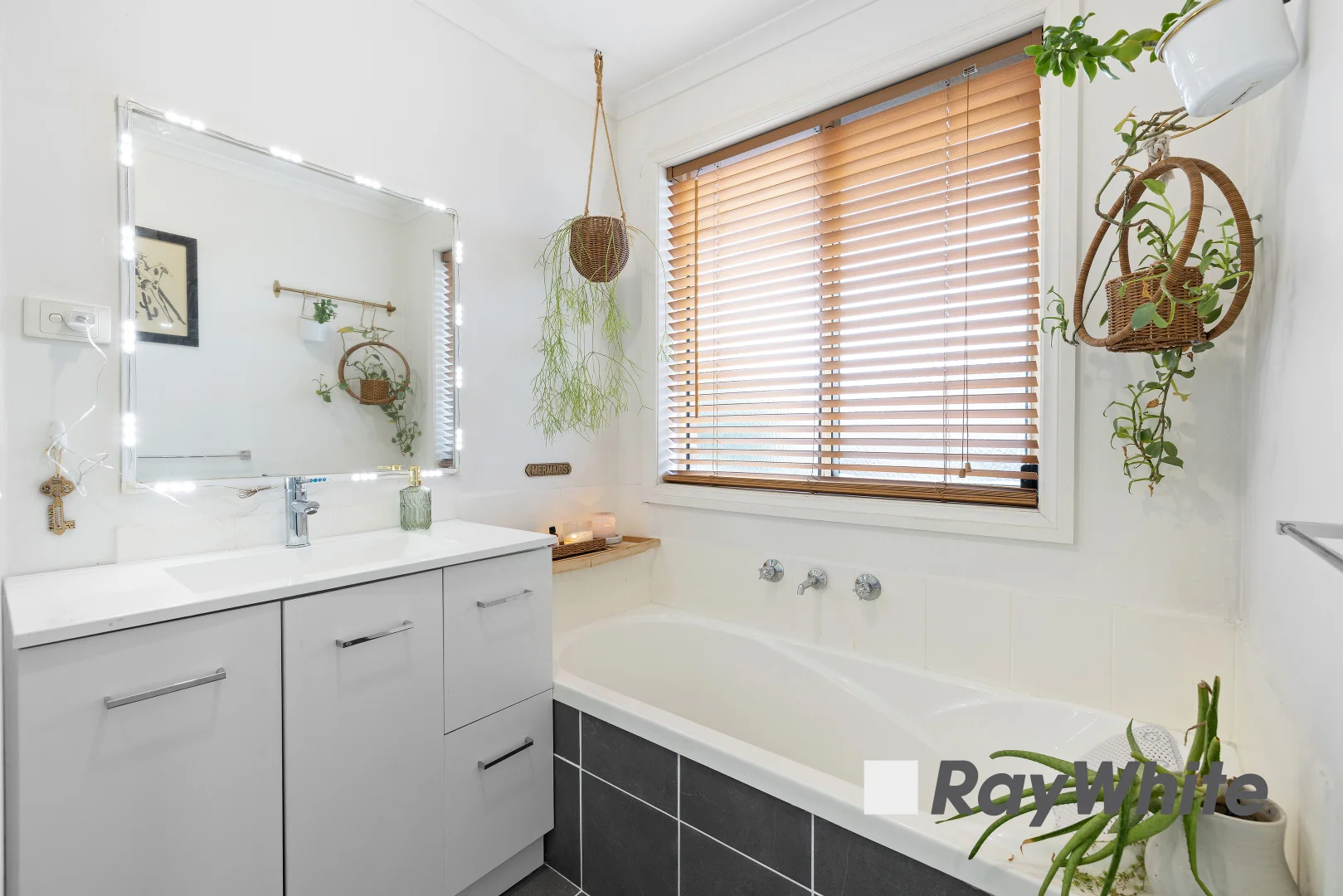 Additional image 18 of 93 Sweeney Drive, Narre Warren VIC 3805