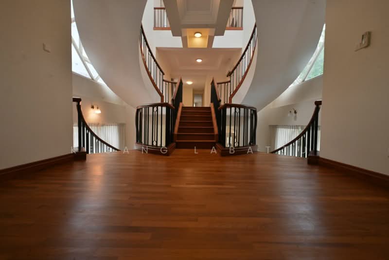 Additional image 3 of 1 Holland grove View