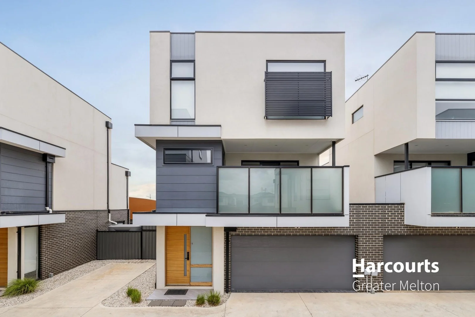 8/13 Vinko Court, Fraser Rise VIC 3336