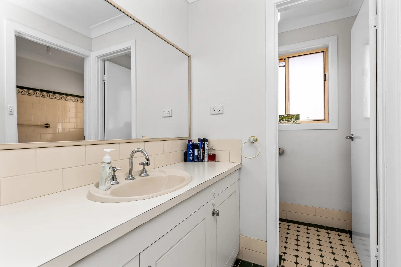 Additional image 8 of 5 Bamarook Crescent, Glenfield Park NSW 2650